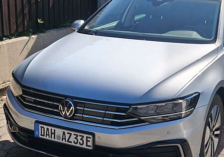 VW Passat Variant Volkswagen GTE