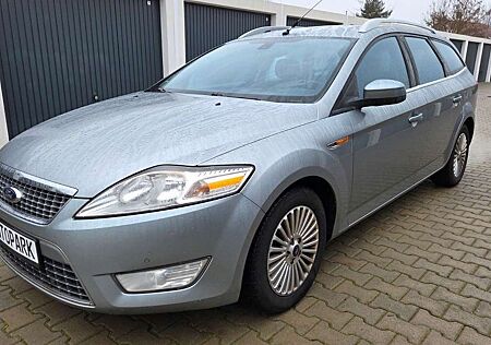 Ford Mondeo Turnier 2.0 TDCi AHK TÜV NEU!