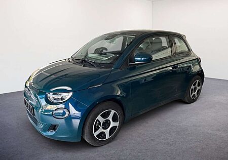 Fiat 500E Action/CARPLAY/KLIMA/AKTION