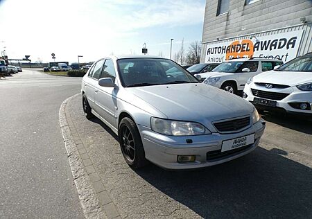 Honda Accord 1.8i LS