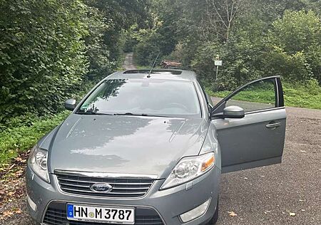 Ford Mondeo gebraucht kaufen Ford Mondeo Turnier 2.0 Ghia X