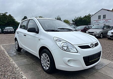 Hyundai i20 1,4 blue Comfort Sportsitze Sport Lenkrad