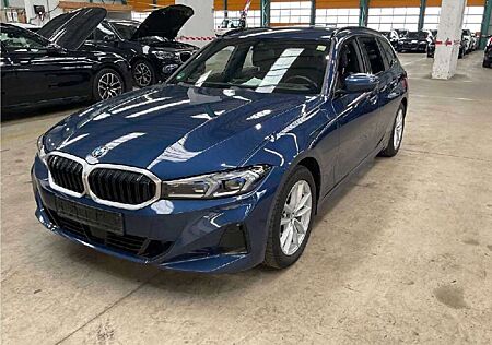 BMW 320 d Touring 8G-Aut. ACC/HUD/LED/RFK/NAVI/VIRT/8