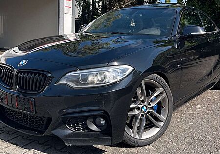 BMW 220 d Coupé M Sport XENON NAVI SCHIEBEDACH 2.HAND