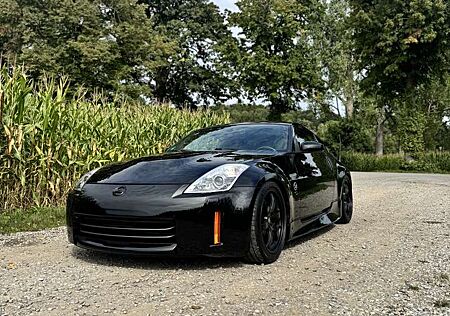 Nissan 350Z 350 Z Pack