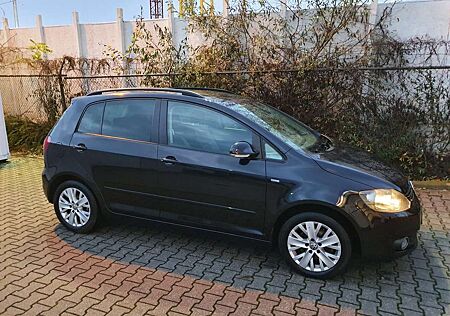 VW Golf Plus Volkswagen Golf+VI+Plus+Diesel+2.0+TDI+DPF+Life