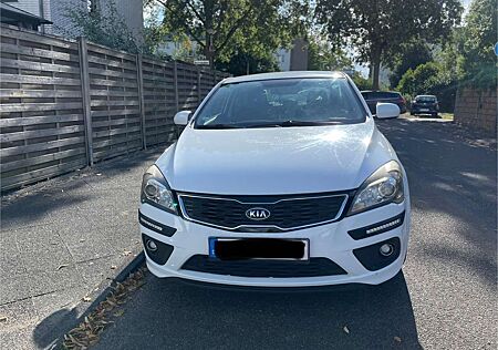 Kia Pro_ceed ProCeed / pro_cee'd pro Ceed 1.4 CVVT Dream-Team Edition