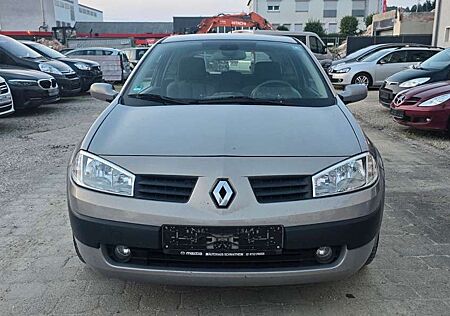 Renault Megane Confort 2.0 16V -Automatik- Neu Tüv