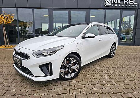 Kia XCeed Ceed SW / cee'd SW Ceed Sportswagon Platinum Edition*Pano*Leder*Acc