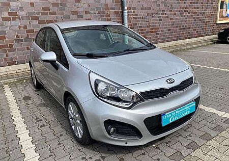 Kia Rio Spirit*2.Hand*Klima*SHZ*LHZ*Xenon*PDC