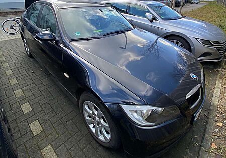 BMW 320 i. Steuerkette muss gemacht werden