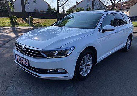 VW Passat Variant Volkswagen Comfortline BMT/Start-St. ,1.Hand