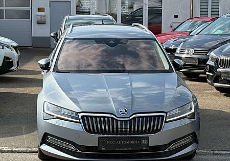 Skoda Superb Combi Premium Edition-LANE-ACC-VIRTUAL-