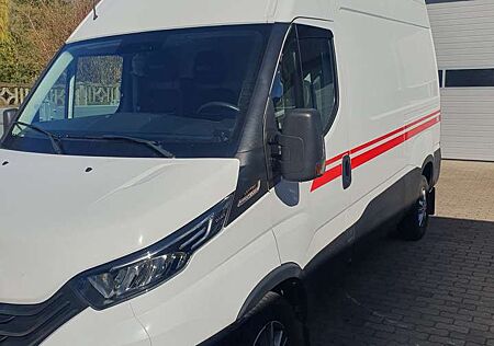 IVECO Daily 35 S 18HA8 V