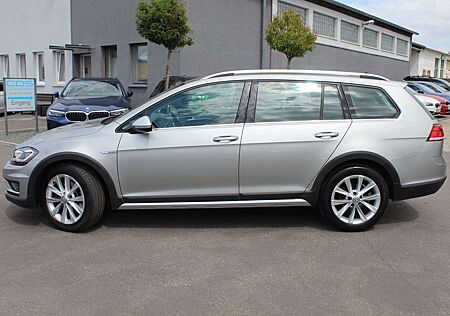 VW Golf Variant Volkswagen Alltrack 4Motion 2.0 TDI DSG+Standh.+ACC+Xenon+AHK