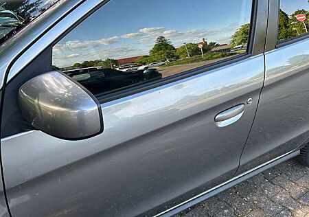 Mitsubishi Space Star 1.2 Intro+ CVT