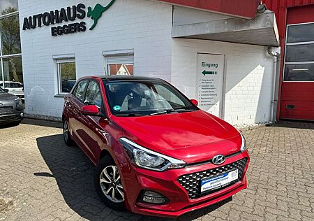 Hyundai i20 Trend/PANO/SHZ/LRHZ/TEMP/PDC