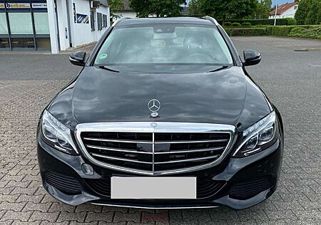 Mercedes-Benz C 220 d 4Matic T 7G-TRONIC Exclusive