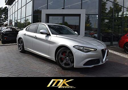Alfa Romeo Giulia Super 2.2 JTDm AT8 *NAVI*SPORT*18ZOLL*XEN
