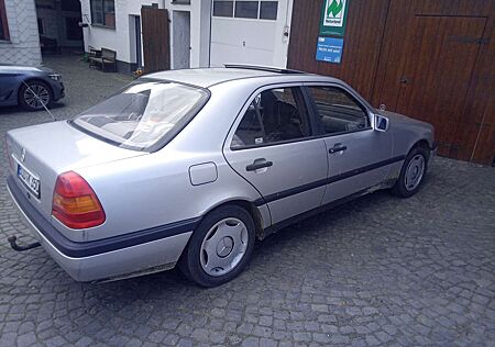 Mercedes-Benz C 180 C-Klasse Classic