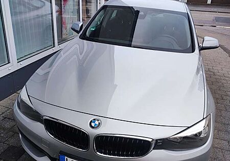 BMW 320i 320 GT Aut.