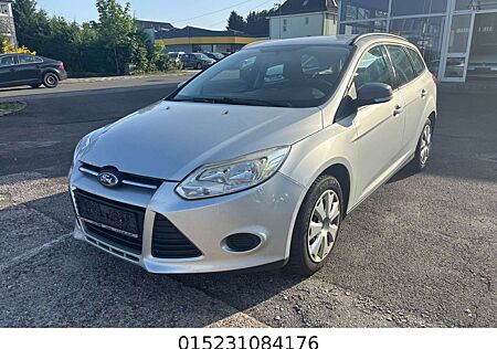 Ford Focus Turnier Trend+Klima+Parkhilfe +2 Hand