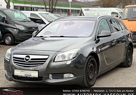 Opel Insignia A Sports Tourer Cosmo 4x4 TÜV 02/25 Xenon AHK Navi