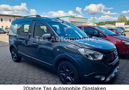 Dacia Dokker TCe 115 Stepway Celebration"1.Hand" S-Heft...