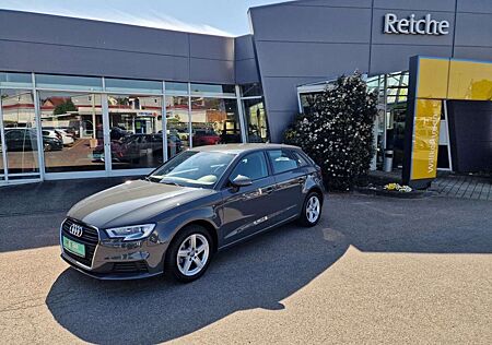 Audi A3 Sportback 1,6 TDI NAV+XENON+SHZ+PDC Klima Xenon
