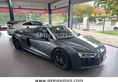 Audi R8 Spyder 5.2 FSI QUATTRO/KERAMIK/LASER/B&O/