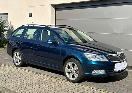 Skoda Octavia Combi 2.0 TDI DPF DSG Elegance