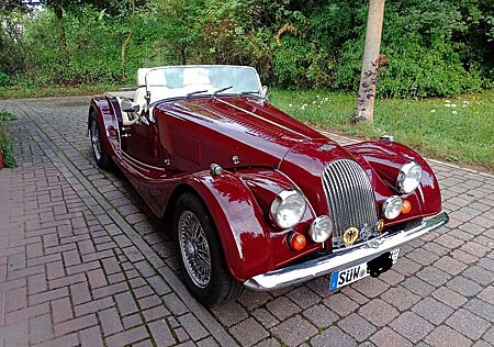 Morgan Plus 8