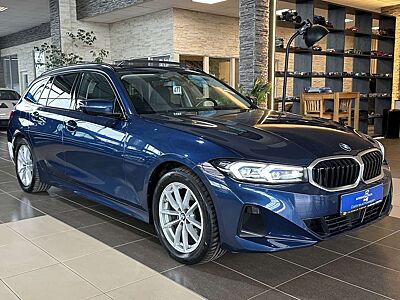 BMW 318 i Leder Memory Pano RCam HUD LED ACC AHK SHZ