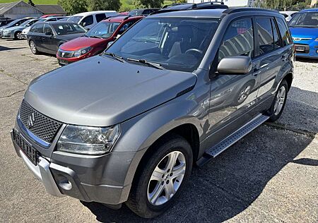 Suzuki Grand Vitara 2.0 Club (5-trg.)