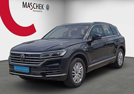 VW Touareg Volkswagen Elegance 3.0 e-Hybrid Pano RearView LED Sitzh Voll