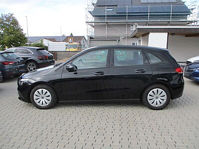 Mercedes-Benz B 180 d NAVI LEDER KAMERA LED TOTW SPURH AHK PDC