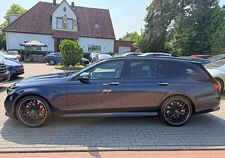 Mercedes-Benz E 63 AMG E 63 S AMG T*Traumhaft*Keramik*Pano*Massage*MBSH