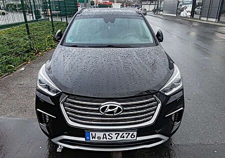 Hyundai Grand Santa Fe blue 2.2 CRDI 4WD Automatik Style