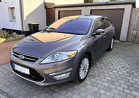 Ford Mondeo Turnier Turnier 2.0 EcoBoost Aut. Titanium