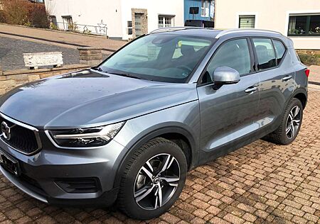 Volvo XC 40 XC40 T4 Geartronic AHK- PanoramaSD- Leder-So+Wi Reifen