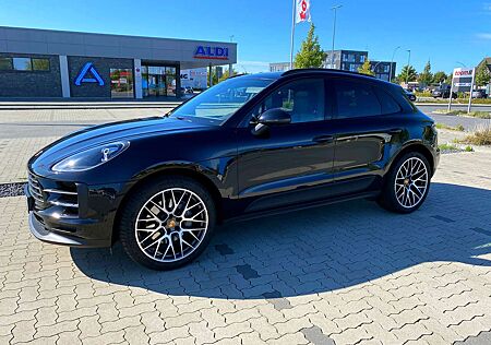 Porsche Macan S Leder Luftfederung Panorama-SD 21 Zoll 1. Hand