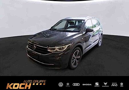 VW Tiguan Volkswagen 2.0TDI Life DSG 4M Navi LED AHK