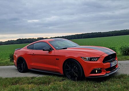 Ford Mustang 5.0 Ti-VCT V8 GT - DEUTSCHE ERSTZULASSUNG!