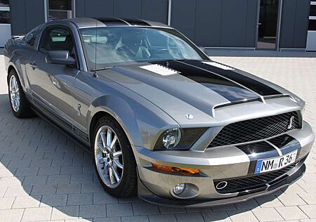 Ford Mustang Carroll Shelby GT500 signature