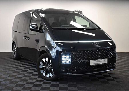 Hyundai Staria Signature 2WD *PANO *7SITZER *BOSE *ACC