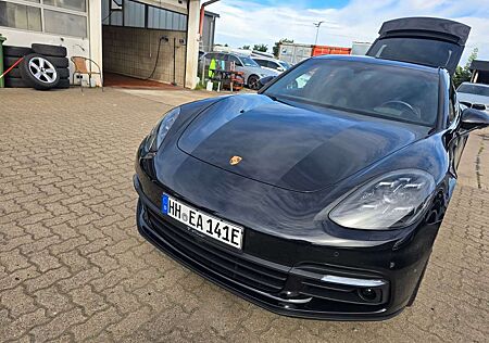 Porsche Panamera Turbo S E-Hybrid Executive