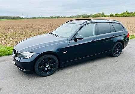 BMW 318i 318 Touring Scheckheft /Tüv Neu / Panorama