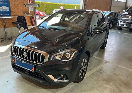 Suzuki SX4 S-Cross 4x4 *SHZ*NAV*PAN*LED*ACC*PDC*RK*