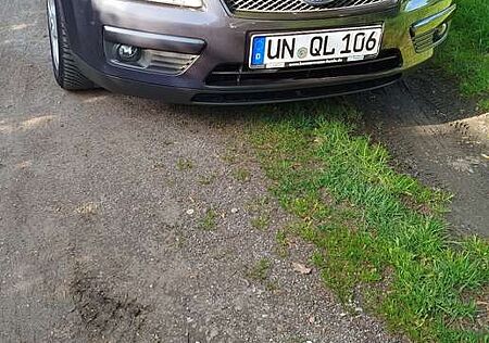 Ford Focus Style