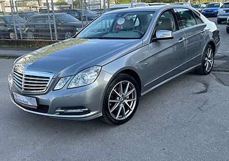 Mercedes-Benz E 220 CDI BlueEfficiency*Automatik*PDC*XENON*LEDER